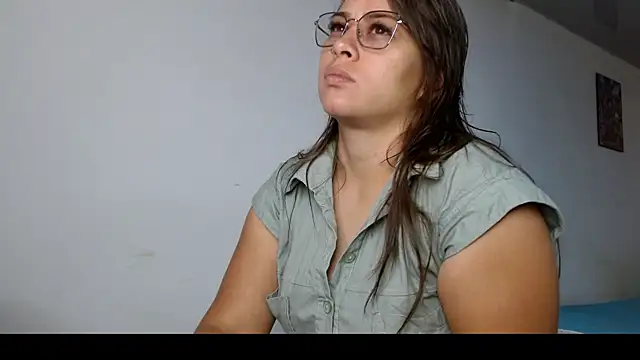 Snapshot of Paloma_Desire chatting on 19, 11, 2025 Paloma Desire online show from 19, 11, 2025