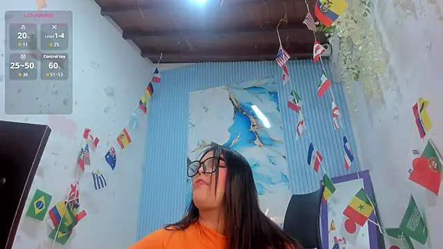 Snapshot of Danniela18_ chatting on 31, 7, 2026 Danniela18 online show from 31, 7, 2026