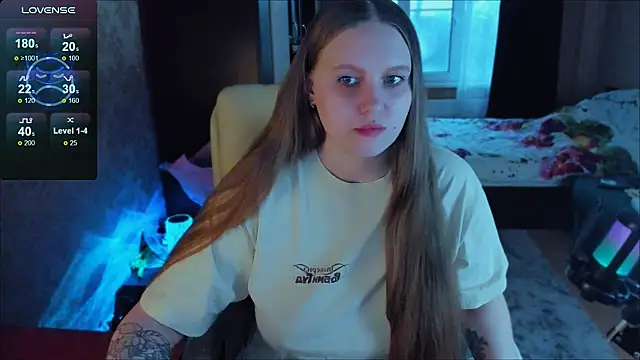 Snapshot of Alice_Dreamgirl_ chatting on 9, 3, 2025 Alice Dreamgirl online show from 9, 3, 2025