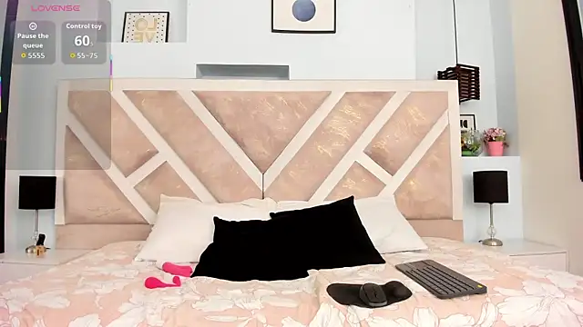 hotmature1 online show from 22, 4, 2026