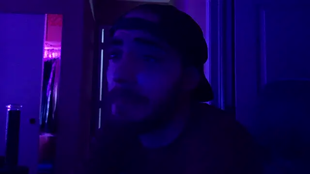 Snapshot of Huntzg23 chatting on 6, 5, 2026 Huntzg23 online show from 6, 5, 2026