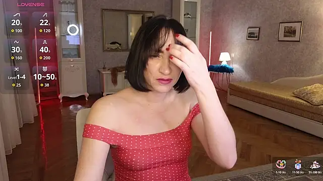 Snapshot of AnneHaddaway chatting on 24, 11, 2025 AnneHaddaway online show from 24, 11, 2025