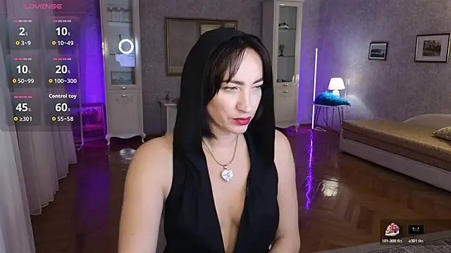 Snapshot of AnneHaddaway chatting on 30, 11, 2025 AnneHaddaway online show from 30, 11, 2025