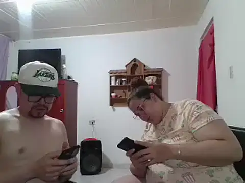 pecadodulce123 online show from 13, 2, 2025