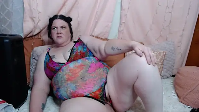 Snapshot of leenieb88 chatting on 27, 1, 2025 leenieb88 online show from 27, 1, 2025