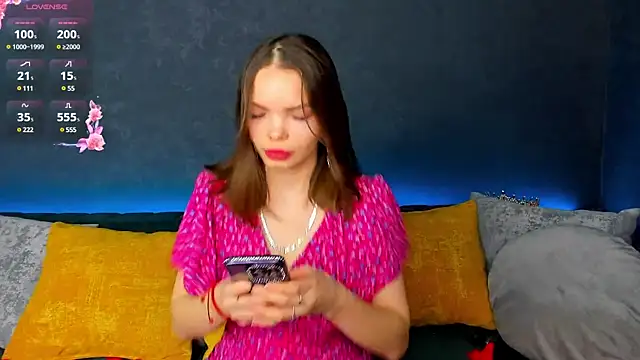 Snapshot of Curvy_Dynamite_ chatting on 12, 2, 2025 Curvy Dynamite online show from 12, 2, 2025