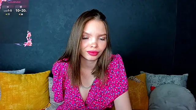 Snapshot of Curvy_Dynamite_ chatting on 13, 2, 2025 Curvy Dynamite online show from 13, 2, 2025