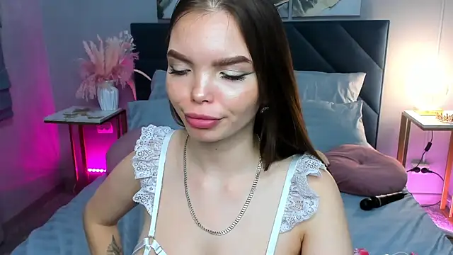 Snapshot of Curvy_Dynamite_ chatting on 10, 9, 2025 Curvy Dynamite online show from 10, 9, 2025