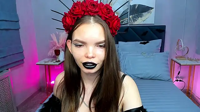 Snapshot of Curvy_Dynamite_ chatting on 31, 10, 2025 Curvy Dynamite online show from 31, 10, 2025