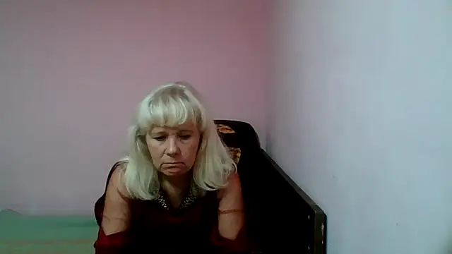 sakura blonde online show from 19, 2, 2025