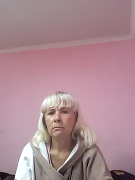 sakura blonde online show from 24, 9, 2025