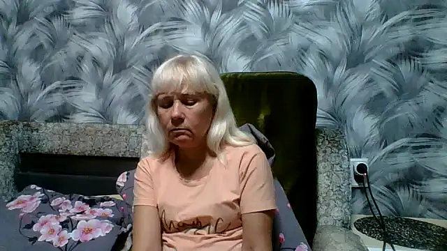 sakura blonde online show from 12, 10, 2025