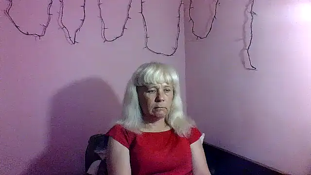 sakura blonde online show from 2, 4, 2026