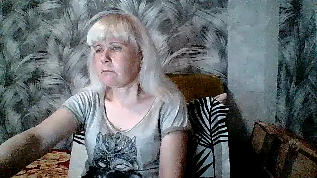 sakura blonde online show from 21, 4, 2026