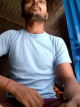 Snapshot of Suraj223kumar chatting on 14, 3, 2026 Suraj223kumar online show from 14, 3, 2026