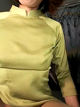 Snapshot of Lucy_limon chatting on 13, 12, 2025 Lucy limon online show from 13, 12, 2025