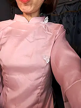 Snapshot of Lucy_limon chatting on 12, 1, 2026 Lucy limon online show from 12, 1, 2026