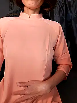 Snapshot of Lucy_limon chatting on 7, 2, 2026 Lucy limon online show from 7, 2, 2026