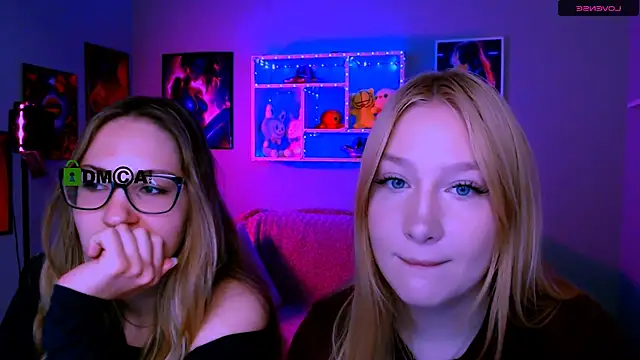 playful sophie online show from 15, 4, 2026