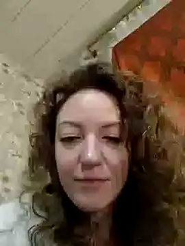 Snapshot of KattyLuuu chatting on 29, 12, 2024 KattyLuuu online show from 29, 12, 2024