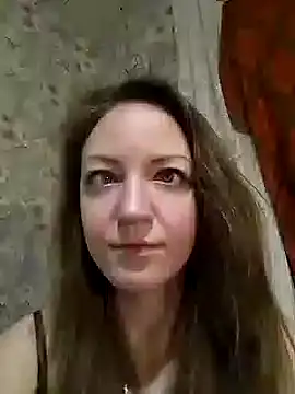 Snapshot of KattyLuuu chatting on 2, 1, 2025 KattyLuuu online show from 2, 1, 2025