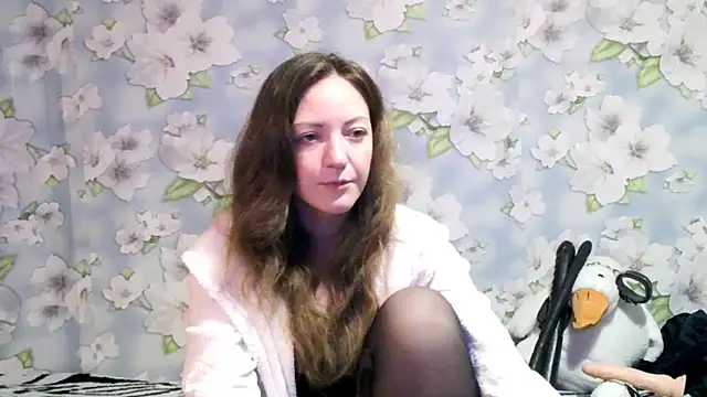 Snapshot of KattyLuuu chatting on 8, 2, 2025 KattyLuuu online show from 8, 2, 2025