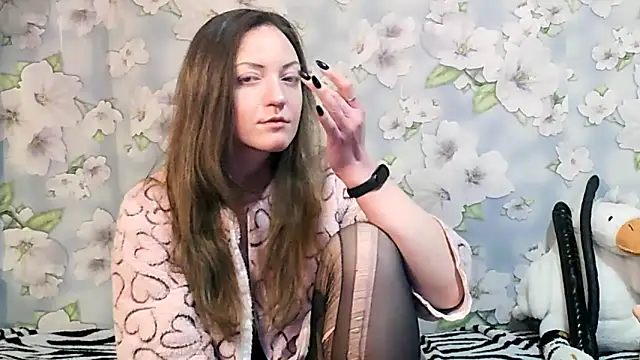 Snapshot of KattyLuuu chatting on 14, 2, 2025 KattyLuuu online show from 14, 2, 2025