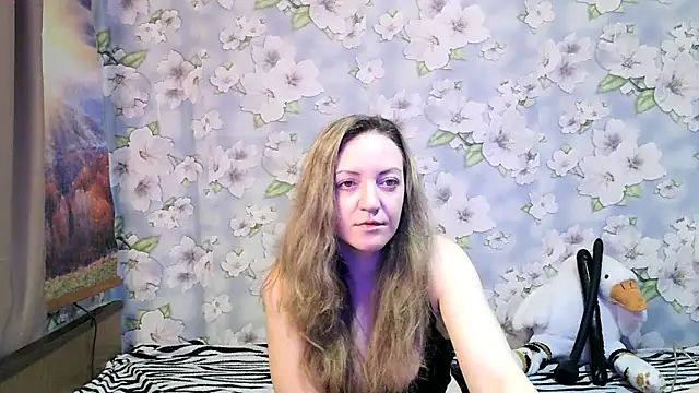 Snapshot of KattyLuuu chatting on 4, 10, 2025 KattyLuuu online show from 4, 10, 2025