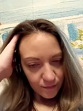 KattyLuuu online show from 13, 12, 2025