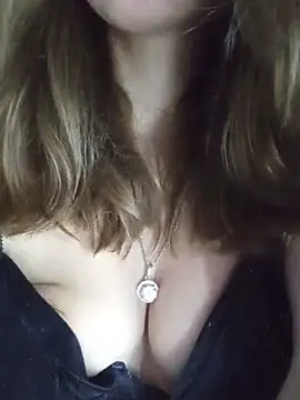 Snapshot of KattyLuuu chatting on 31, 7, 2026 KattyLuuu online show from 31, 7, 2026