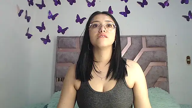 Snapshot of Anny_Fox- chatting on 7, 7, 2026 Anny Fox- online show from 7, 7, 2026