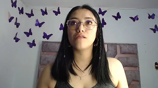 Snapshot of Anny_Fox- chatting on 25, 7, 2026 Anny Fox- online show from 25, 7, 2026
