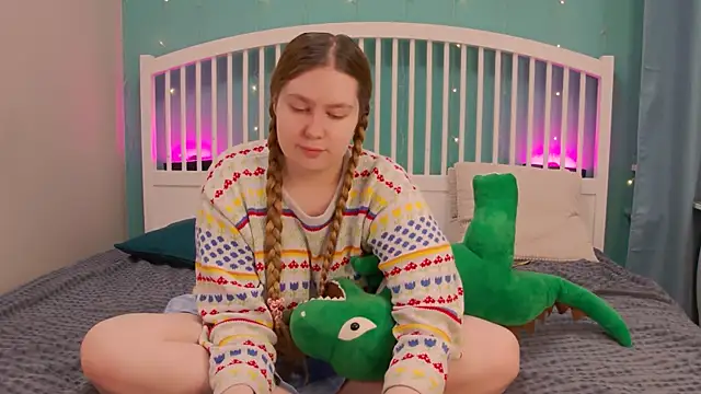 Ellie Wellie online show from 17, 11, 2025