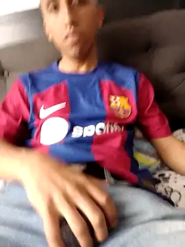 Snapshot of Alex-col chatting on 20, 12, 2024 Alex-col online show from 20, 12, 2024