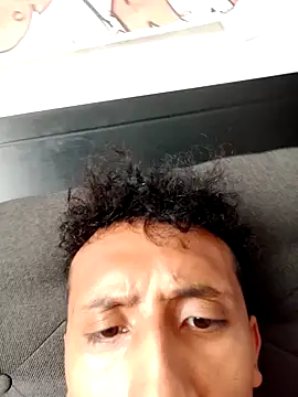 Snapshot of Alex-col chatting on 5, 2, 2025 Alex-col online show from 5, 2, 2025