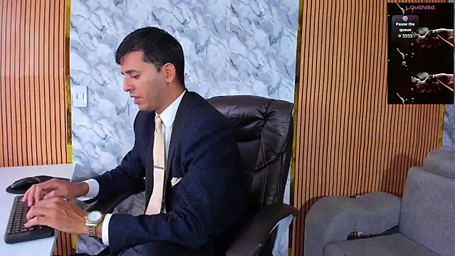 Hideintheoffice online show from 20, 9, 2025