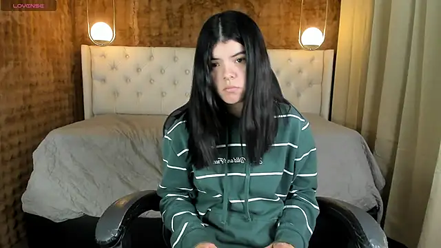 Maddy bennet online show from 19, 3, 2025