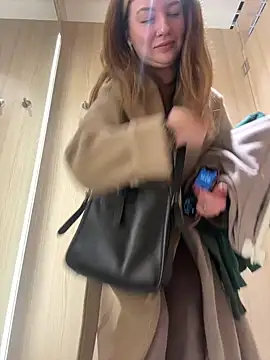 Snapshot of MayaMystic chatting on 10, 1, 2025 MayaMystic online show from 10, 1, 2025