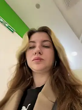 Snapshot of MayaMystic chatting on 11, 1, 2025 MayaMystic online show from 11, 1, 2025