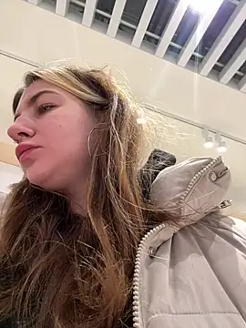 Snapshot of MayaMystic chatting on 15, 1, 2025 MayaMystic online show from 15, 1, 2025