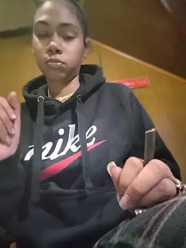 carmelbbyx22 online show from 23, 4, 2026