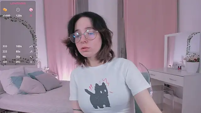 Snapshot of lilithlunna chatting on 27, 2, 2025 lilithlunna online show from 27, 2, 2025