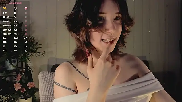 Snapshot of lilithlunna chatting on 8, 3, 2025 lilithlunna online show from 8, 3, 2025