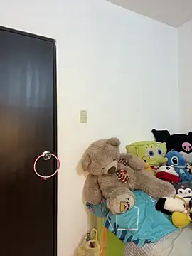 Snapshot of Ema_kraus chatting on 8, 3, 2026 Ema kraus online show from 8, 3, 2026