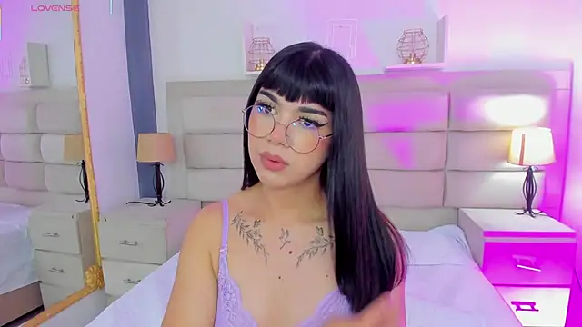 RoseCassie online show from 24, 2, 2025