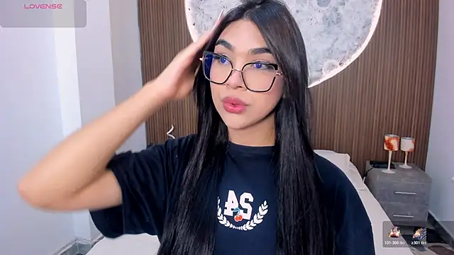 RoseCassie online show from 22, 4, 2026