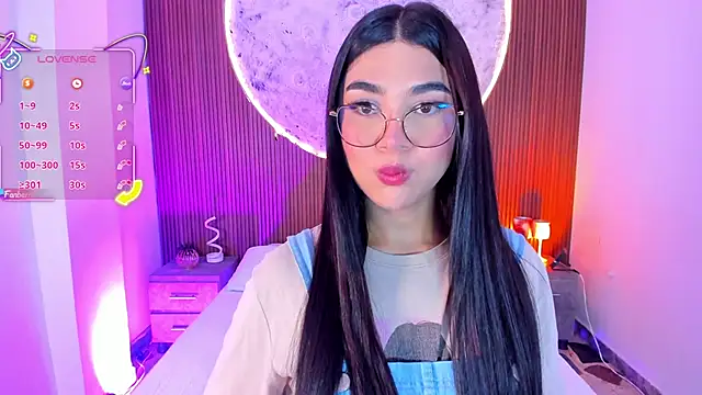 RoseCassie online show from 9, 6, 2026