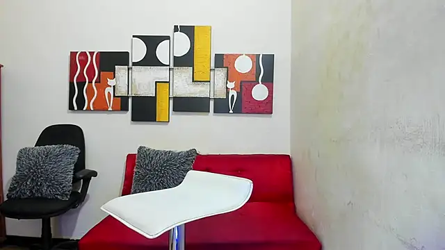 Mariana 16  online show from 6, 2, 2025