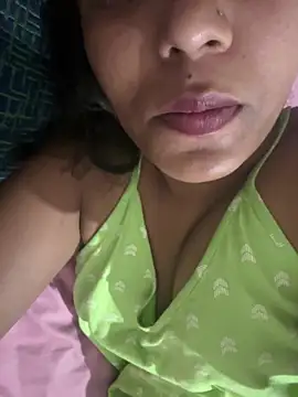 Snapshot of priyadevi17 chatting on 22, 2, 2025 priyadevi17 online show from 22, 2, 2025