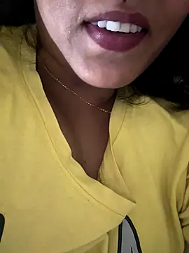 Snapshot of priyadevi17 chatting on 19, 10, 2025 priyadevi17 online show from 19, 10, 2025